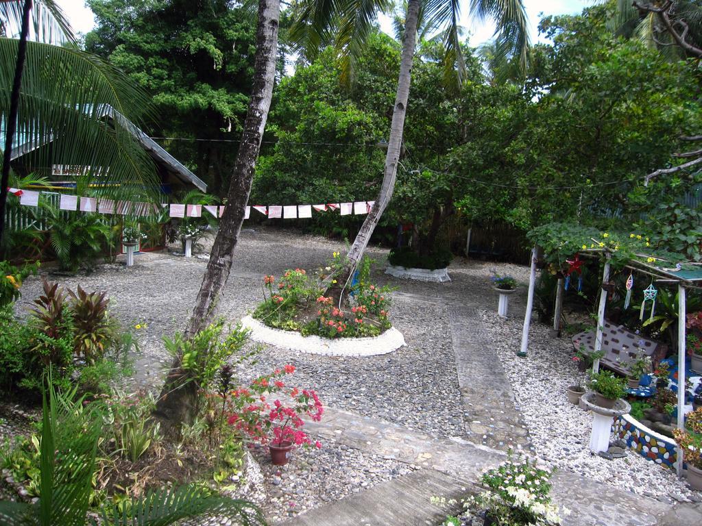 67Th Heaven Holiday Resort Puerto Princesa Exterior photo