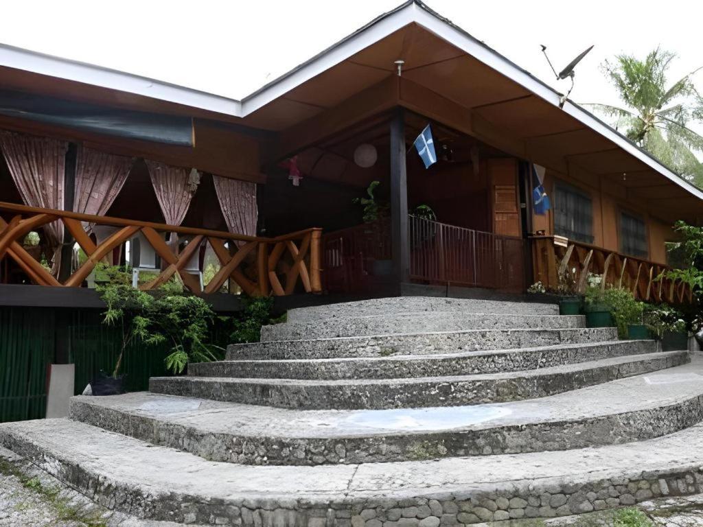 67Th Heaven Holiday Resort Lucbuan Exterior photo